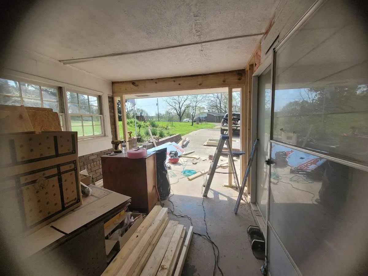 Air movers and dehumidifier for Drying & Dehumidification in Schaumburg